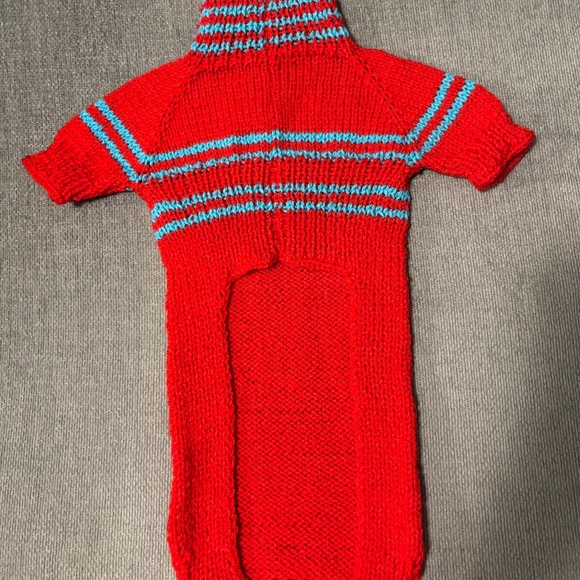 Red Handmade Knitted Dog Sweater – Medium Dog - Picture 2 of 2